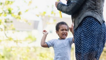 4 Cara Menghentikan Tantrum pada Anak