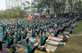 Yoga di Taman, Ratusan Peserta Rasakan Manfaat Nyata