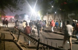 Mahasiswa : Demonstrasi Rusuh Karena Polisi Diserang