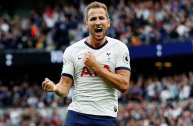 Rio Ferdinand Sarankan Kane Pergi dari Tottenham Jika Ingin Raih Trofi