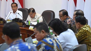 18 Hari Jelang Finis, Menteri Diminta Tak Atraksi 