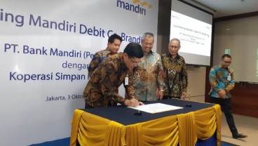 Bank Mandiri Fasilitasi Kartu Debit Koperasi Kospin Jasa