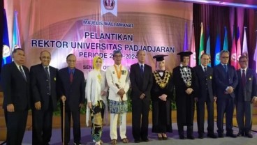 Unpad Resmi Dipimpin Rektor Wanita Pertama