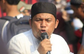 Sekretaris Umum PA 212 Tersangka Penganiayaan Relawan Jokowi Ninoy Karundeng