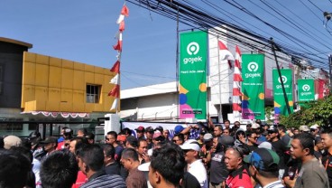 Ratusan Supir Go Car Geruduk Kantor Gojek Palembang