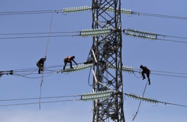 Protes Pemadaman Listrik, Masyarakat dan Mahasiswa Datangi Kantor PT PLN