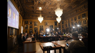 Berkat Baterai Lithium Ion, Tiga Ilmuwan Ini Sabet Hadiah Nobel Bidang Kimia