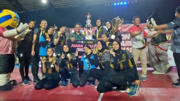 Unisri Surakarta Juara Putra Livoma, UNS Juara Putri