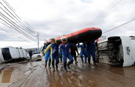Topan Hagibis: Jepang Kerahkan Ratusan Ribu Petugas untuk Evakuasi Warga