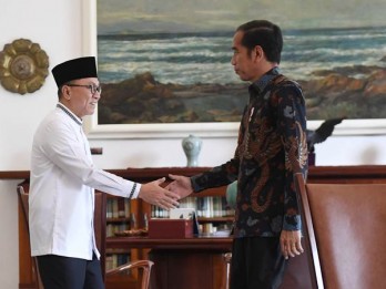 Jokowi Terima Zulhas di Istana, Bicara Soal Kabinet?