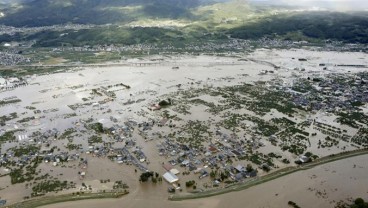 Badai Hagibis : Dua Tuna Wisma Diusir dari Pusat Evakuasi, Ini Reaksi PM Jepang