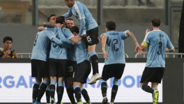 Peru Gagal Atasi 10 Pemain Uruguay di Lima, Skor 1 - 1