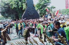 Demo Mahasiswa, Massa BEM SI Mulai Bergerak Menuju Istana
