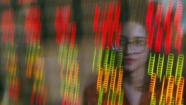 Aturan IMEI Diteken Hari Ini, Saham ERAA Ngegas 12 Persen Pagi-pagi