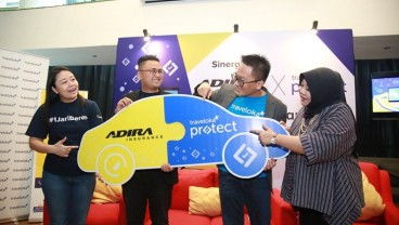 Adira Insurance dan Traveloka Protect Jalin Kerja Sama