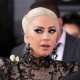 Lady Gaga Terjatuh di Panggung Usai Peluk Penggemar di Konser Las Vegas