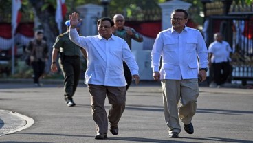 Prabowo Masuk Kabinet Jokowi, Pengamat : Ini Kemunduran Demokrasi Politik