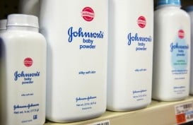 Johnson & Johnson Bantah Bedak Bayinya Mengandung Karsinogen