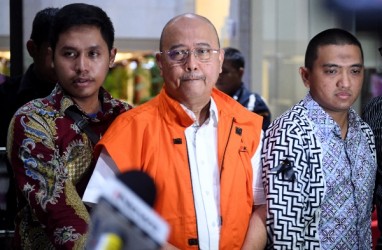 Kasus Suap : Sekda Medan dan Ajudan Wali Kota Medan Diperiksa KPK Sebagai Saksi