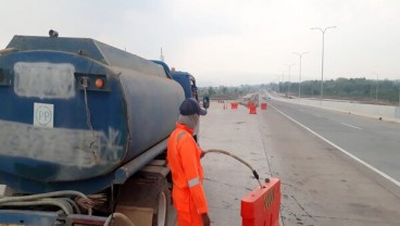 Video 'Water Barrier' di Jalan Tol Pandaan – Malang Bergerak, Ini Penyebabnya