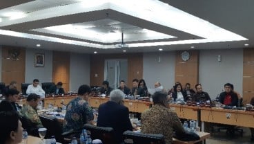 Komisi C DPRD DKI Jakarta Begadang Hingga Tengah Malam