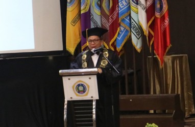 Uniska kini Miliki Guru Besar Pertama