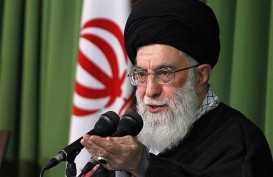 AS Jatuhkan Sanksi kepada Orang-Orang di Sekitar Ali Khamenei