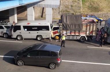 KNKT Sebut 80 Persen Kecelakaan di Tol Akibat Mobil Kekurangan Tekanan Ban