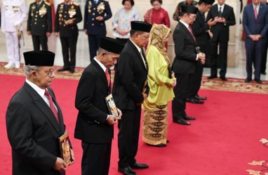 Jokowi Berikan Gelar Pahlawan Nasional kepada 6 Tokoh Bangsa