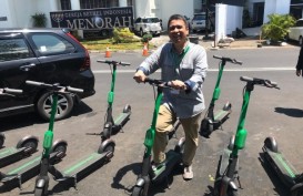 Dishub DKI Larang Skuter Grab Wheels Mengaspal di Jalan Raya