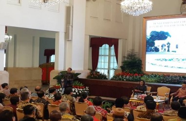 Panggil Gubernur ke Istana, Jokowi Bahas Infrastruktur hingga Investasi