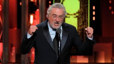 Robert De Niro Tambah Raihan Penghargaan