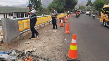 Upaya Kurangi Kecelakaan, Program Ridwan Kamil Roller Barrier Mulai Terwujud