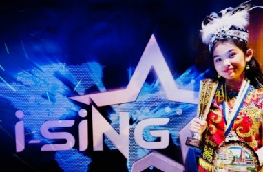 Bawakan Lagu BCL, Maria Sinaga Antar Indonesia Juarai Kompetisi I-Sing World di Swedia