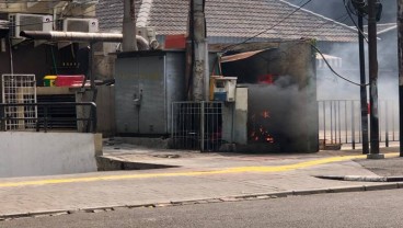 Gardu Listrik Meledak di Sekitar Blok M Plaza