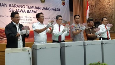 BI Jabar Musnahkan 57.971 Lembar Uang Palsu