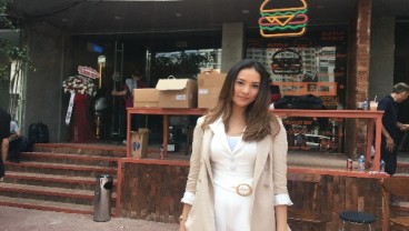 Bisnis Burger Selebgram Anya Geraldine