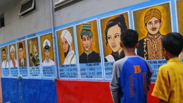 Mural Pademangan Timur Jadi Viral, Anies : Sarana Edukasi Warga