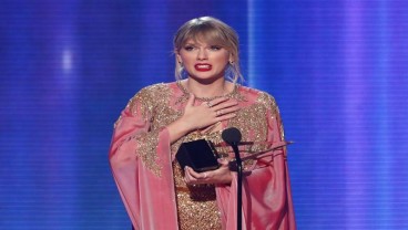 Taylor Swift Cetak Rekor American Music Awards   