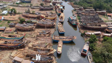 KAWASAN EDUKASI BAHARI GALANGAN KAPAL KAYU