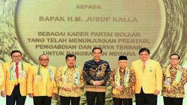 Menanti Posisi Khusus JK dan Luhut di Partai Golkar