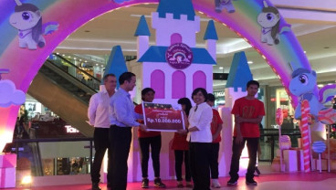 Supermal Karawaci Berbagi Kasih di Bulan Natal