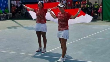 Hilangkan Dahaga 14 Tahun, Ganda Putri Tenis Indonesia Sabet Emas Sea Games