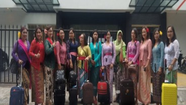 Perempuan Berkebaya Indonesia Bawa Kebaya ke Dunia 