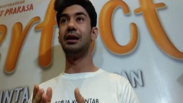 Pertama Kalinya, Dua Film Reza Rahadian Rilis Bersamaan Bulan Ini