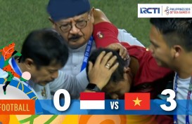 Indonesia Ditekuk Vietnam 0-3. Raih Medali Perak, Evan Dimas di Kursi Roda
