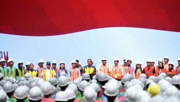 TENAGA KERJA KONSTRUKSI : Sosialiasi Manfaat Jaminan Sosial Agar Masuk Vokasi
