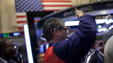 The Fed Optimistis Soal Ekonomi AS, Wall Street Naik