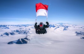 Naila Novaranti Penerjun Payung Perempuan Asal Indonesia Sukses Taklukan Benua Antartika