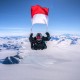 Naila Novaranti Penerjun Payung Perempuan Asal Indonesia Sukses Taklukan Benua Antartika